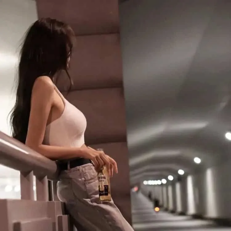 【高能特工】《伟大的隐藏者》金秀贤巅峰动作戏：潜伏在南韩村庄的北韩精英特工，结局极度催泪
