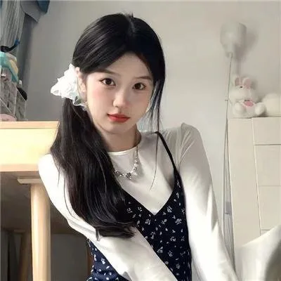 女性悬疑复仇《小姐》同类绝佳作品《女教师》：压抑女教师的极致反击，阶级与欲望的崩塌